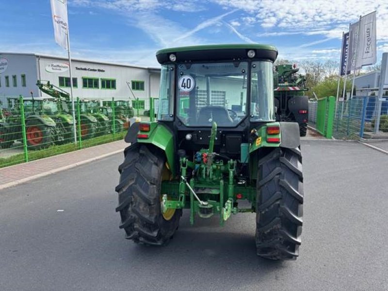 Traktor typu John Deere 5215, Gebrauchtmaschine w Petersberg (Zdjęcie 3)