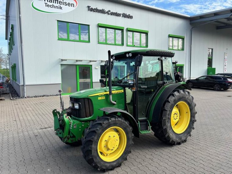 Traktor от тип John Deere 5215, Gebrauchtmaschine в Petersberg