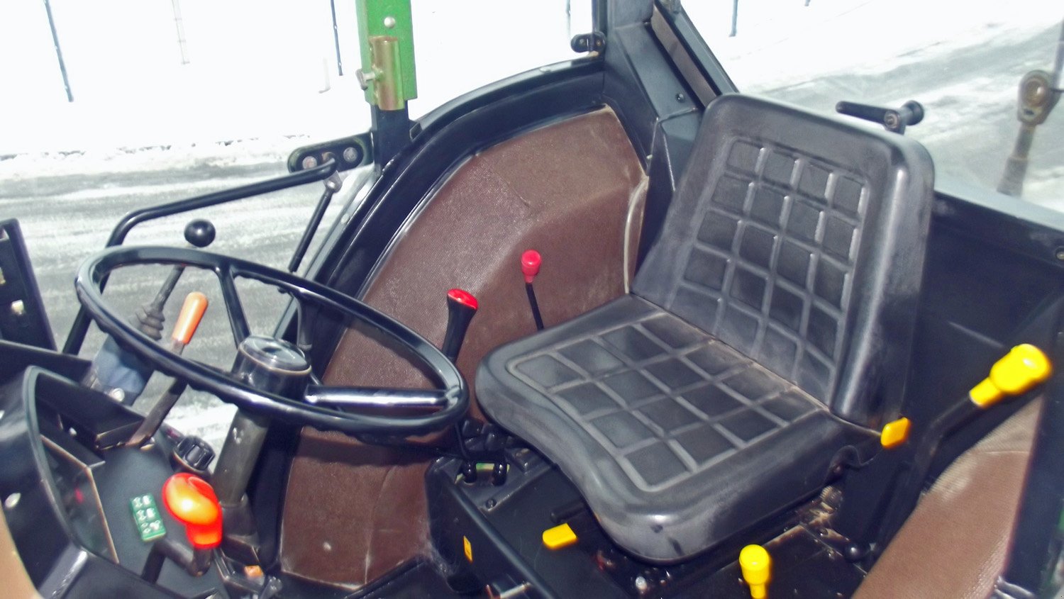 Traktor типа John Deere 5300+ Frontlader, Gebrauchtmaschine в Mittelsdorf (Фотография 5)