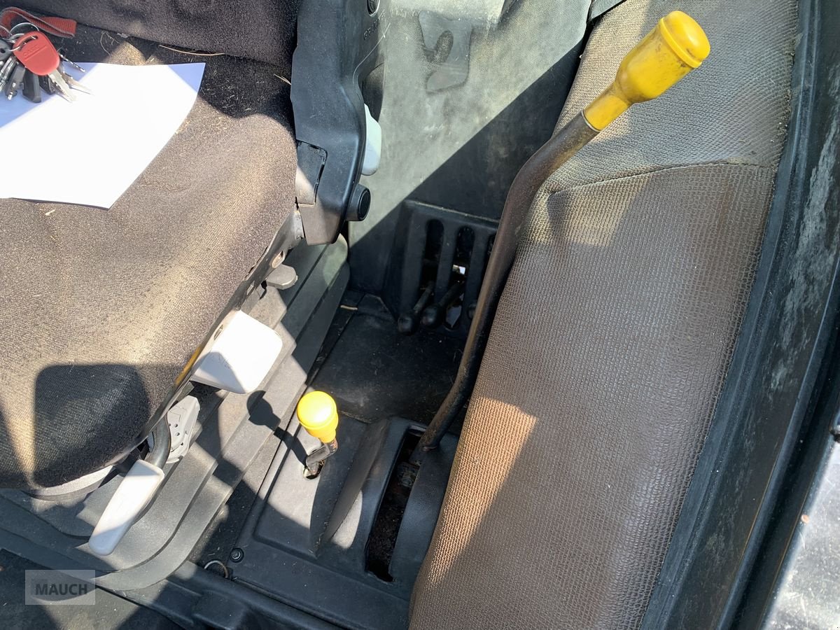 Traktor van het type John Deere 5400 A, Gebrauchtmaschine in Eben (Foto 12)