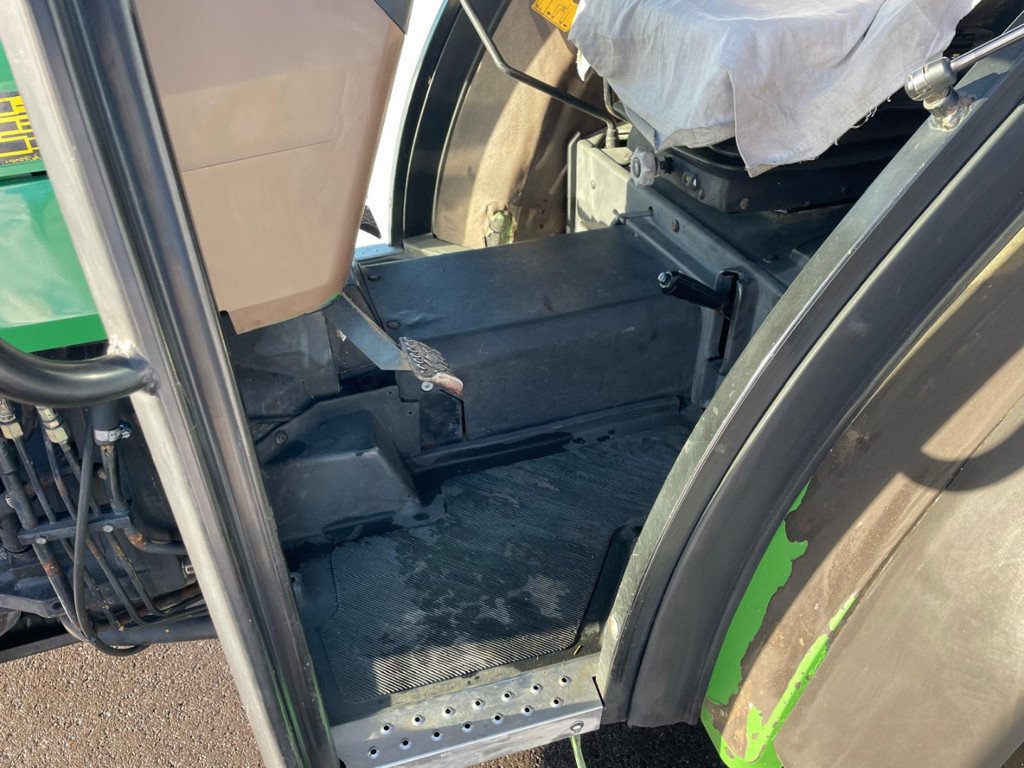 Traktor of the type John Deere 5400, Gebrauchtmaschine in Egg (Picture 7)