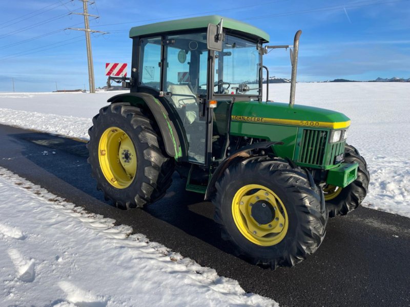 Traktor typu John Deere 5400, Gebrauchtmaschine v Egg (Obrázek 1)