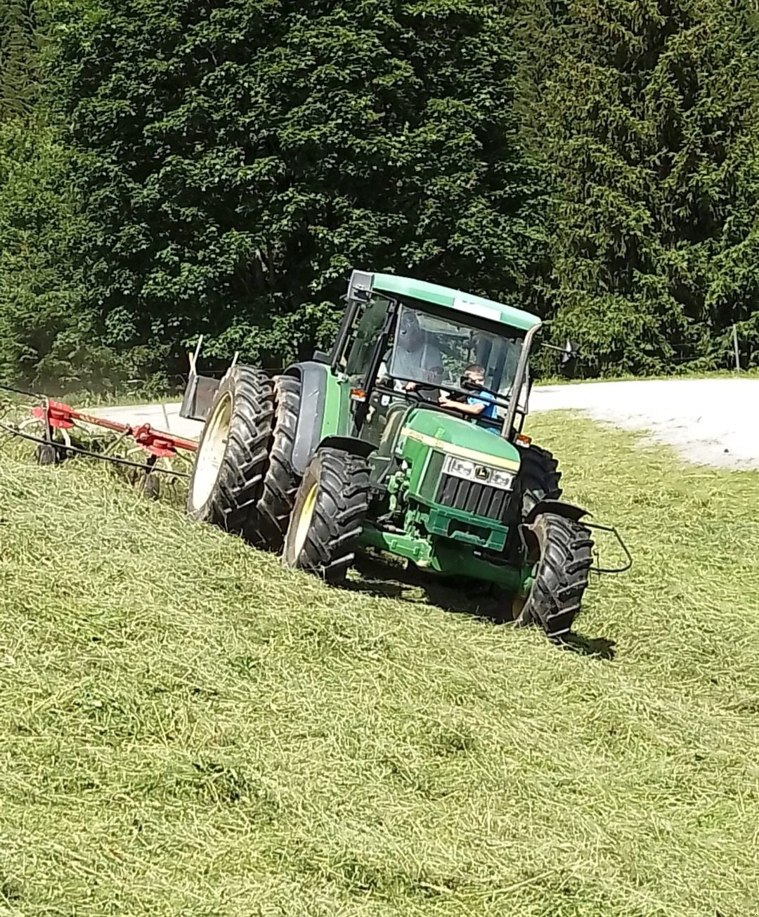 Traktor del tipo John Deere 5500 Hopfen, Gebrauchtmaschine In Uttendorf (Immagine 1)