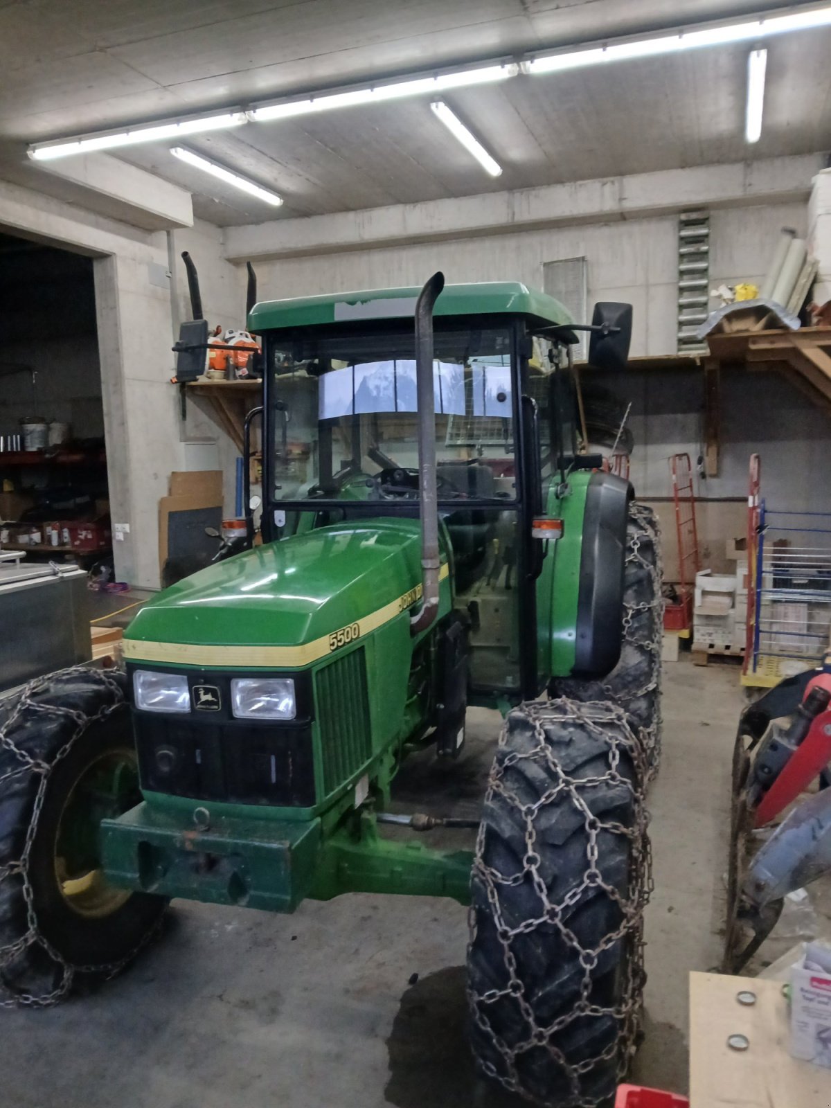 Traktor del tipo John Deere 5500 Hopfen, Gebrauchtmaschine In Uttendorf (Immagine 8)