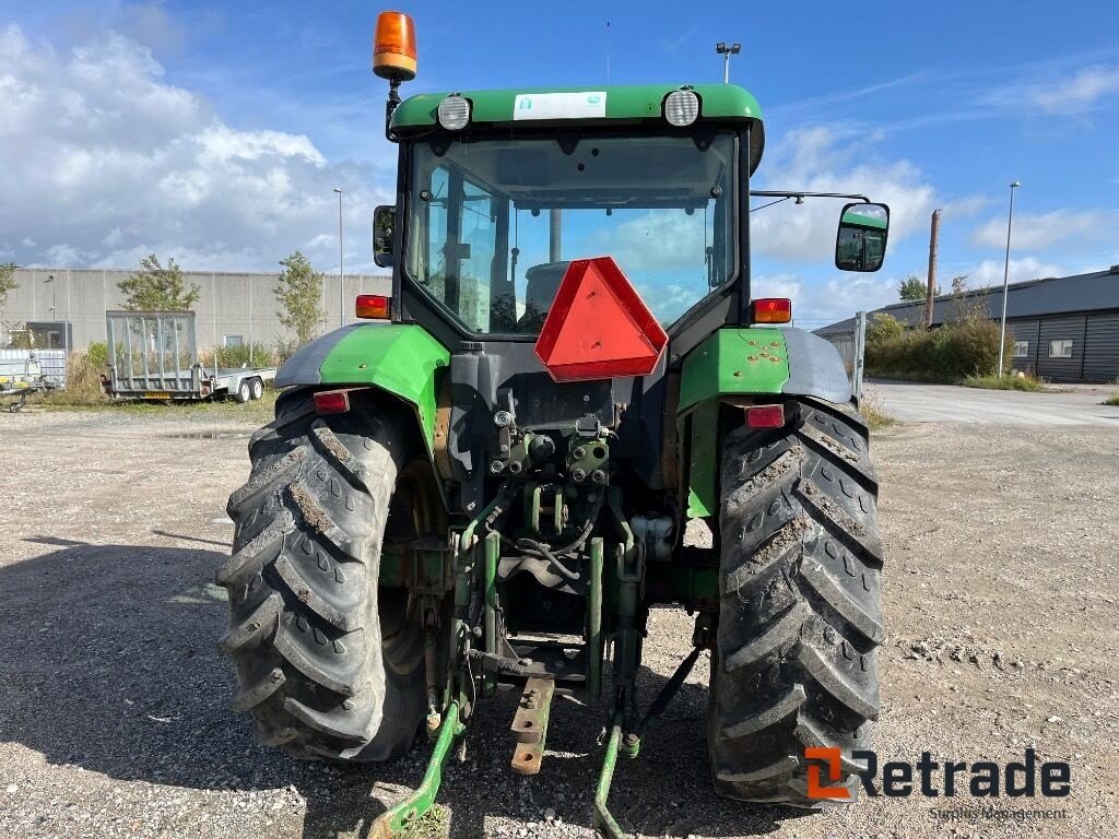 Traktor of the type John Deere 5510 4WD, Gebrauchtmaschine in Rødovre (Picture 4)