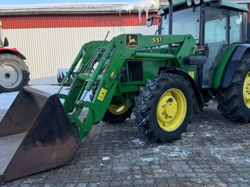 Traktor of the type John Deere 5510 KUN 1100 TIMER!, Gebrauchtmaschine in Nørager