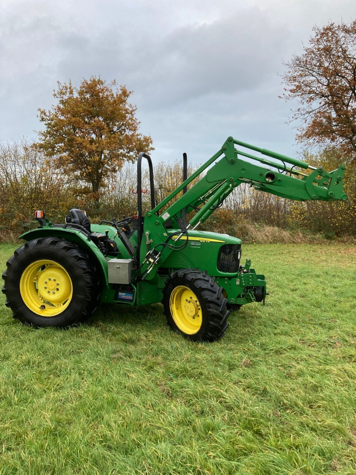 Traktor типа John Deere 5515, Gebrauchtmaschine в Holm (Фотография 1)