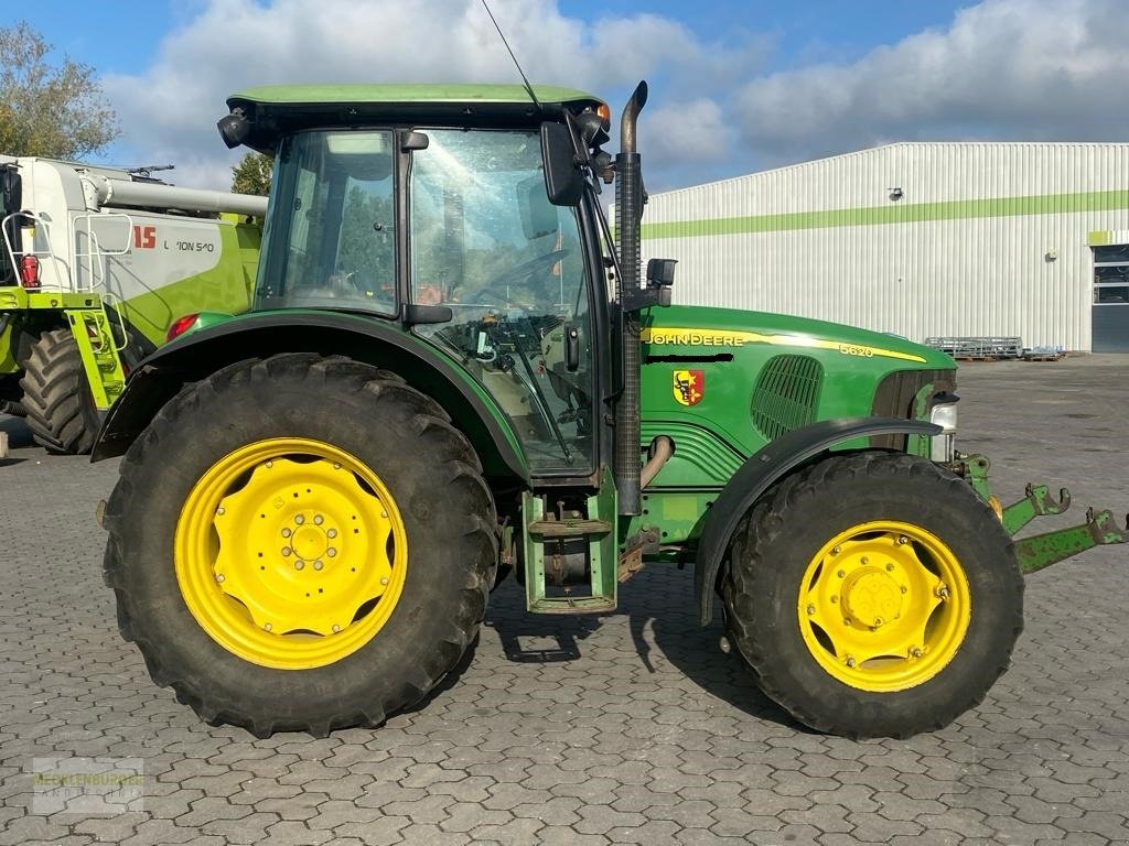 Traktor typu John Deere 5620, Gebrauchtmaschine v Mühlengeez (Obrázek 7)