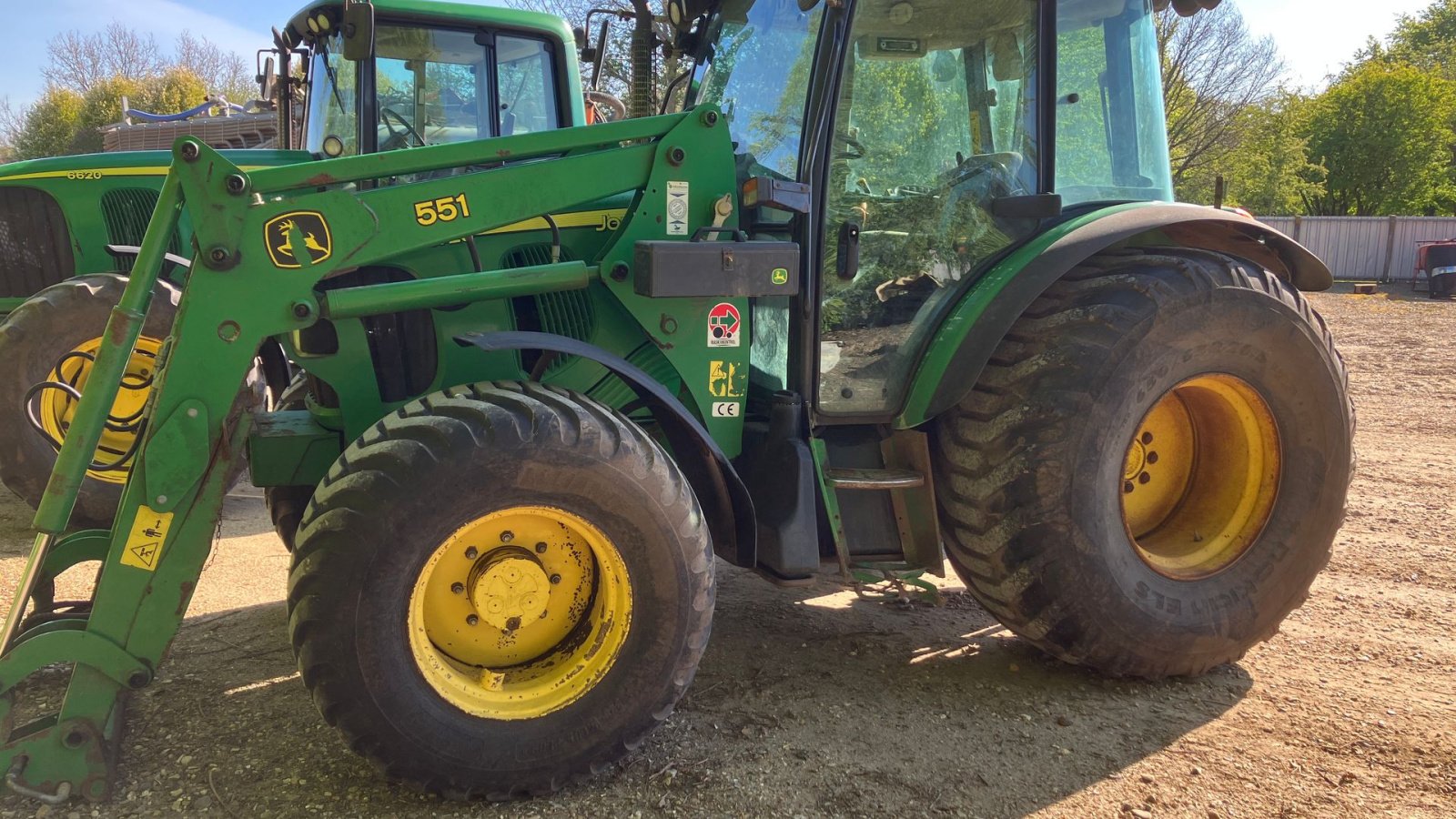 Traktor типа John Deere 5720 med frontlæsser., Gebrauchtmaschine в Aulum (Фотография 1)