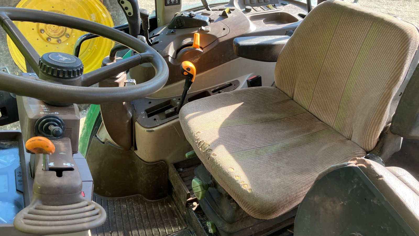 Traktor типа John Deere 5720 med frontlæsser., Gebrauchtmaschine в Aulum (Фотография 11)