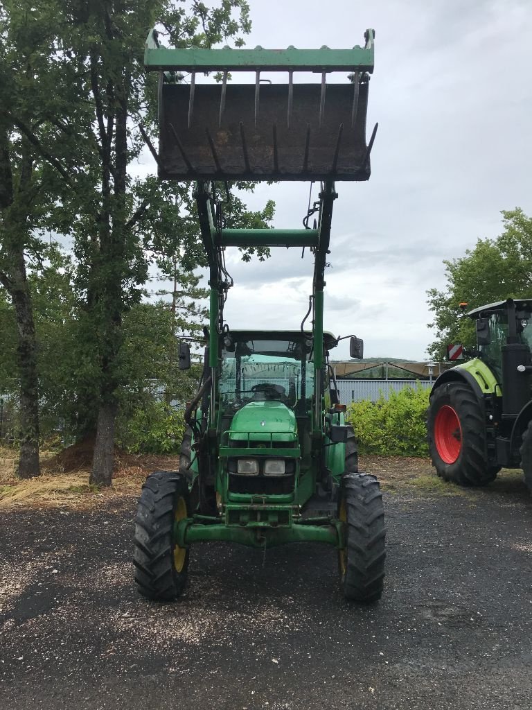 Traktor του τύπου John Deere 5720, Gebrauchtmaschine σε MORLHON LE HAUT (Φωτογραφία 3)
