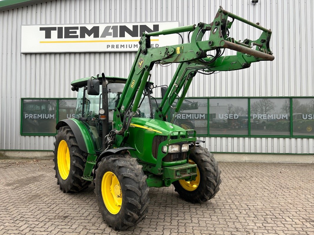 Traktor типа John Deere 5820 mit FL, Gebrauchtmaschine в Sittensen (Фотография 1)