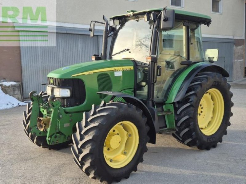 Traktor типа John Deere 5820 premium, Gebrauchtmaschine в Sierning