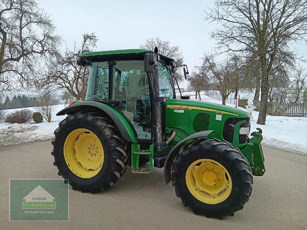 Traktor от тип John Deere 5820 Premium, Gebrauchtmaschine в Hofkirchen (Снимка 7)