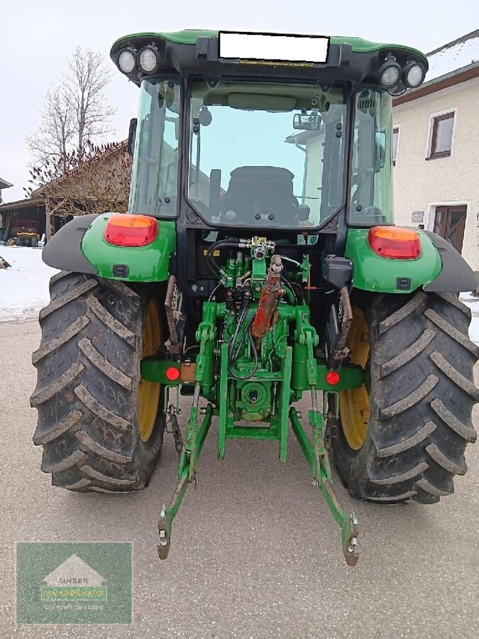 Traktor от тип John Deere 5820 Premium, Gebrauchtmaschine в Hofkirchen (Снимка 2)