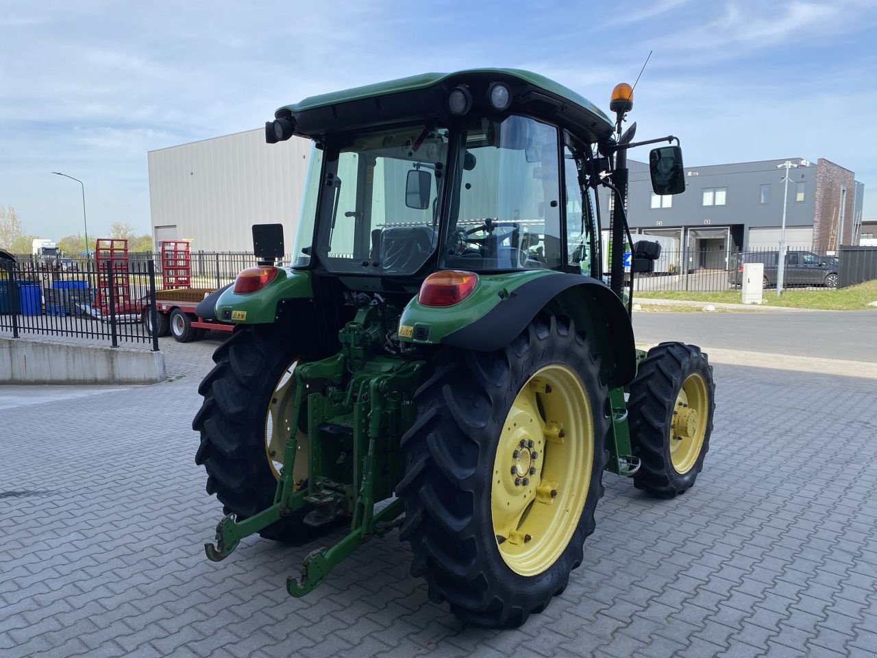Traktor Türe ait John Deere 5820, Gebrauchtmaschine içinde Beek en Donk (resim 8)