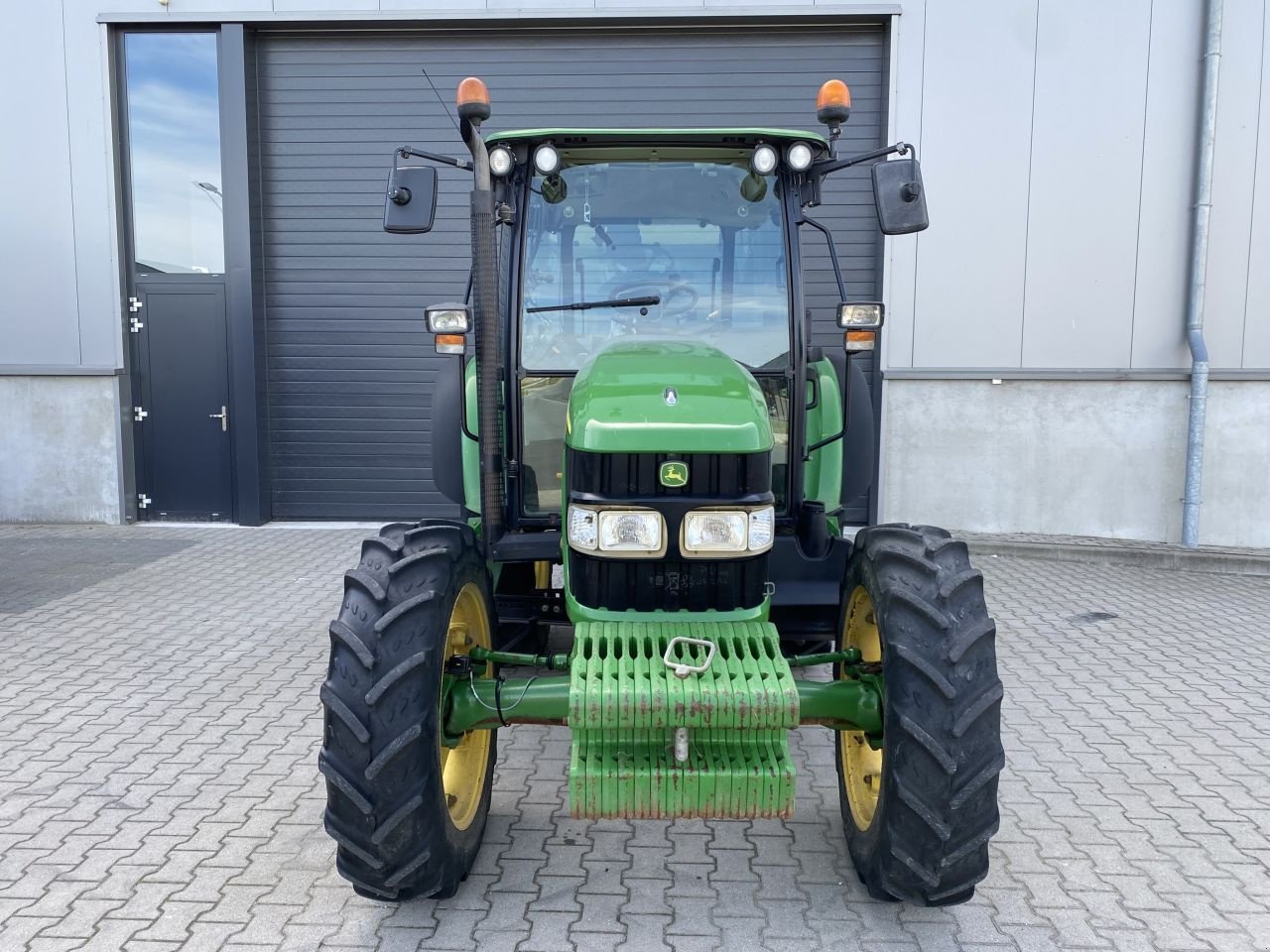Traktor Türe ait John Deere 5820, Gebrauchtmaschine içinde Beek en Donk (resim 2)