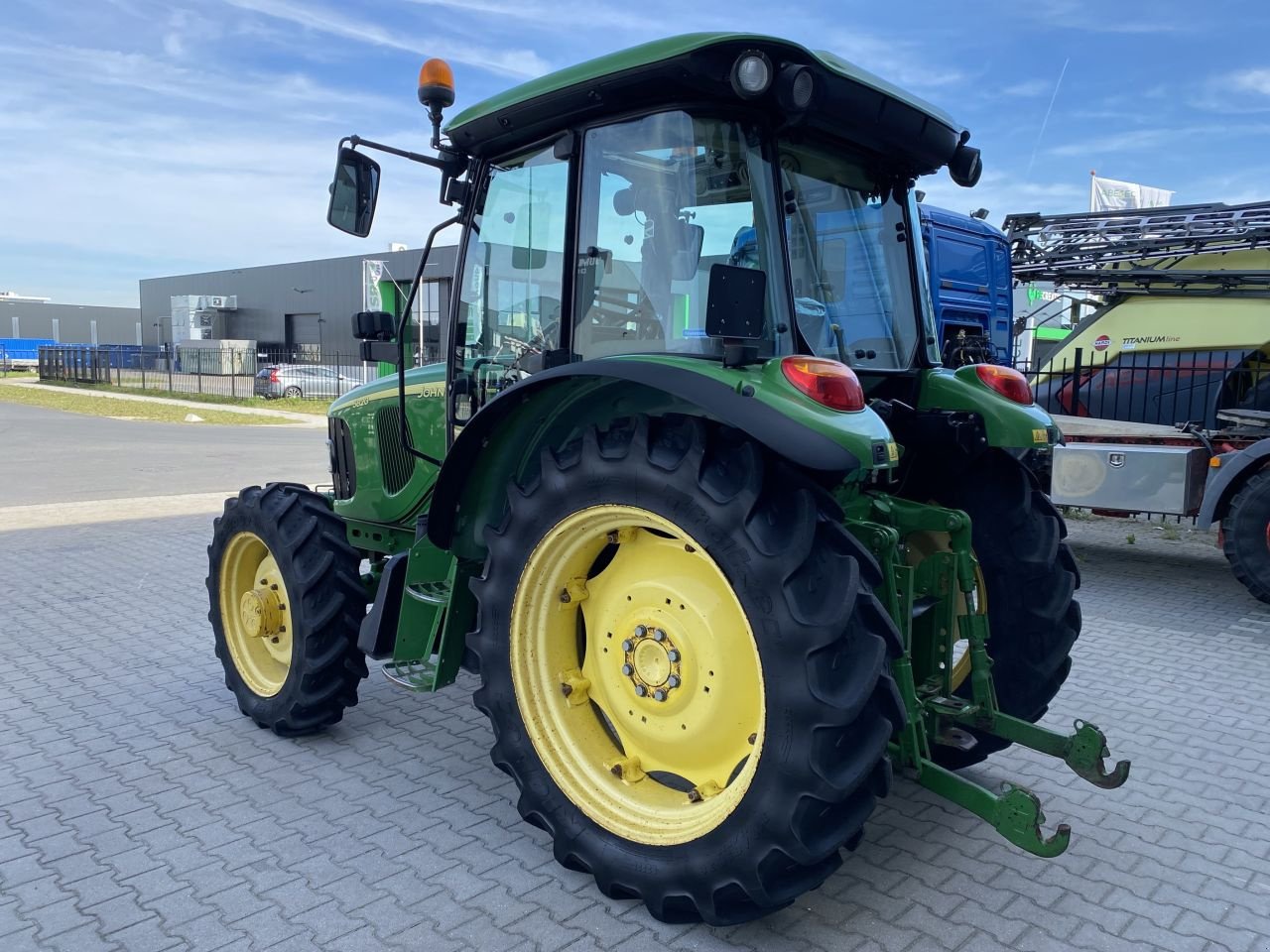 Traktor Türe ait John Deere 5820, Gebrauchtmaschine içinde Beek en Donk (resim 5)