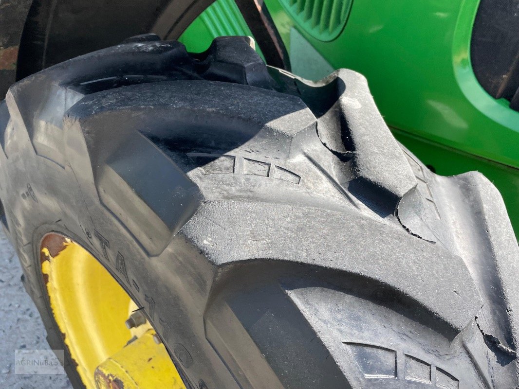 Traktor of the type John Deere 5820, Gebrauchtmaschine in Prenzlau (Picture 10)