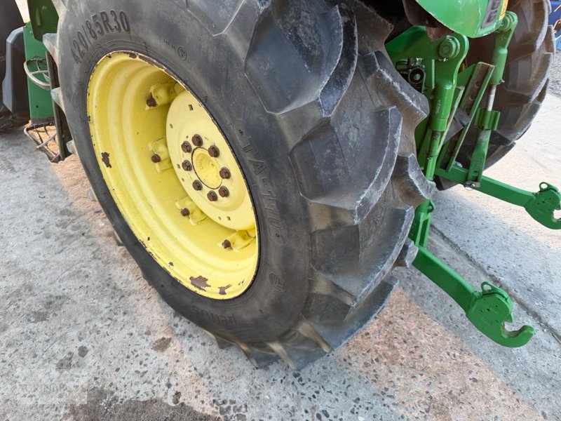 Traktor of the type John Deere 5820, Gebrauchtmaschine in Prenzlau (Picture 8)