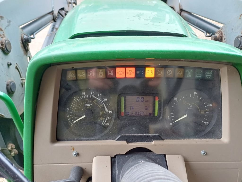 Traktor typu John Deere 6020SE, Gebrauchtmaschine w Calmont (Zdjęcie 5)