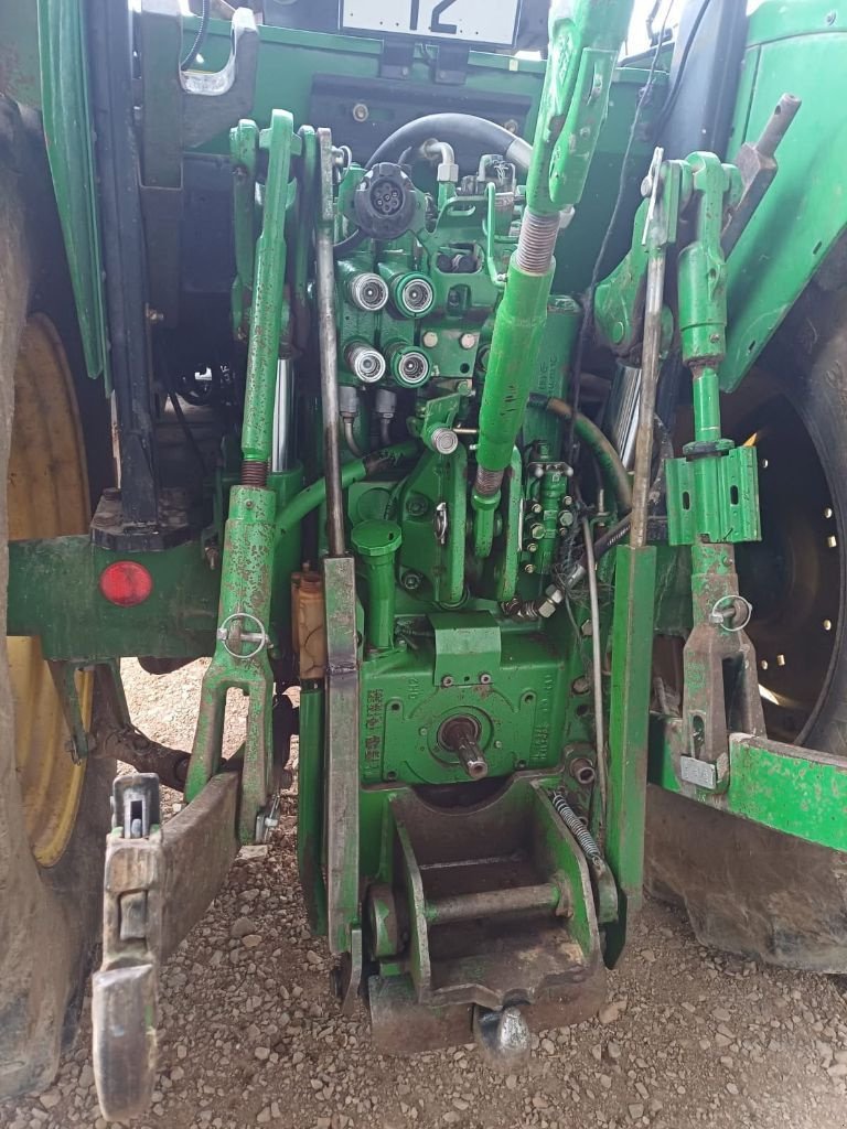 Traktor typu John Deere 6020SE, Gebrauchtmaschine w Calmont (Zdjęcie 8)