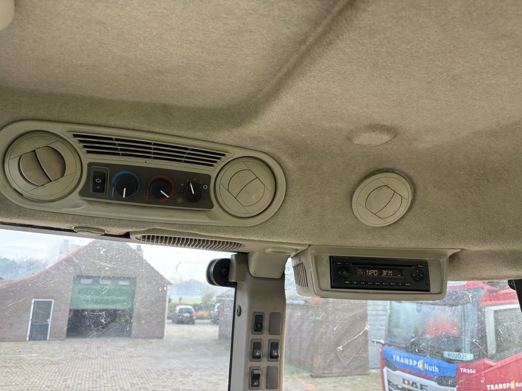 Traktor от тип John Deere 6090 RC, Gebrauchtmaschine в Kronenberg (Снимка 11)