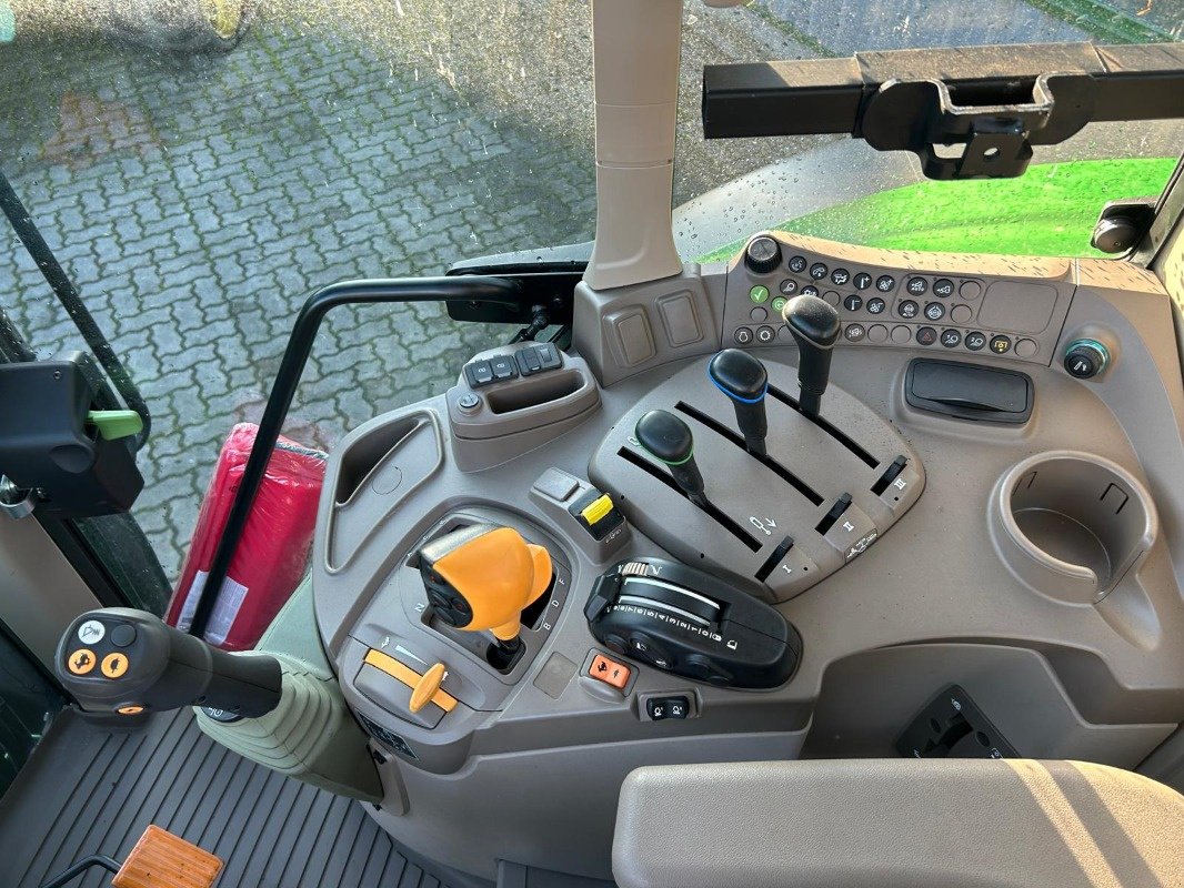 Traktor tipa John Deere 6090M **MIETRÜCKLÄUFER**, Neumaschine u Sittensen (Slika 9)