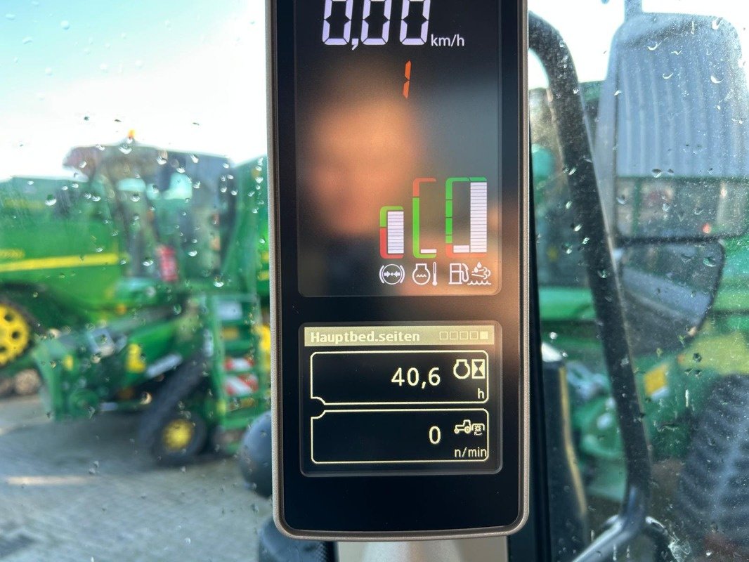 Traktor tipa John Deere 6090M **MIETRÜCKLÄUFER**, Neumaschine u Sittensen (Slika 11)