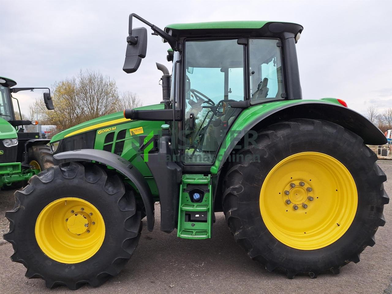 Traktor des Typs John Deere 6090M PQ+, Gebrauchtmaschine in Zweibrücken (Bild 4)