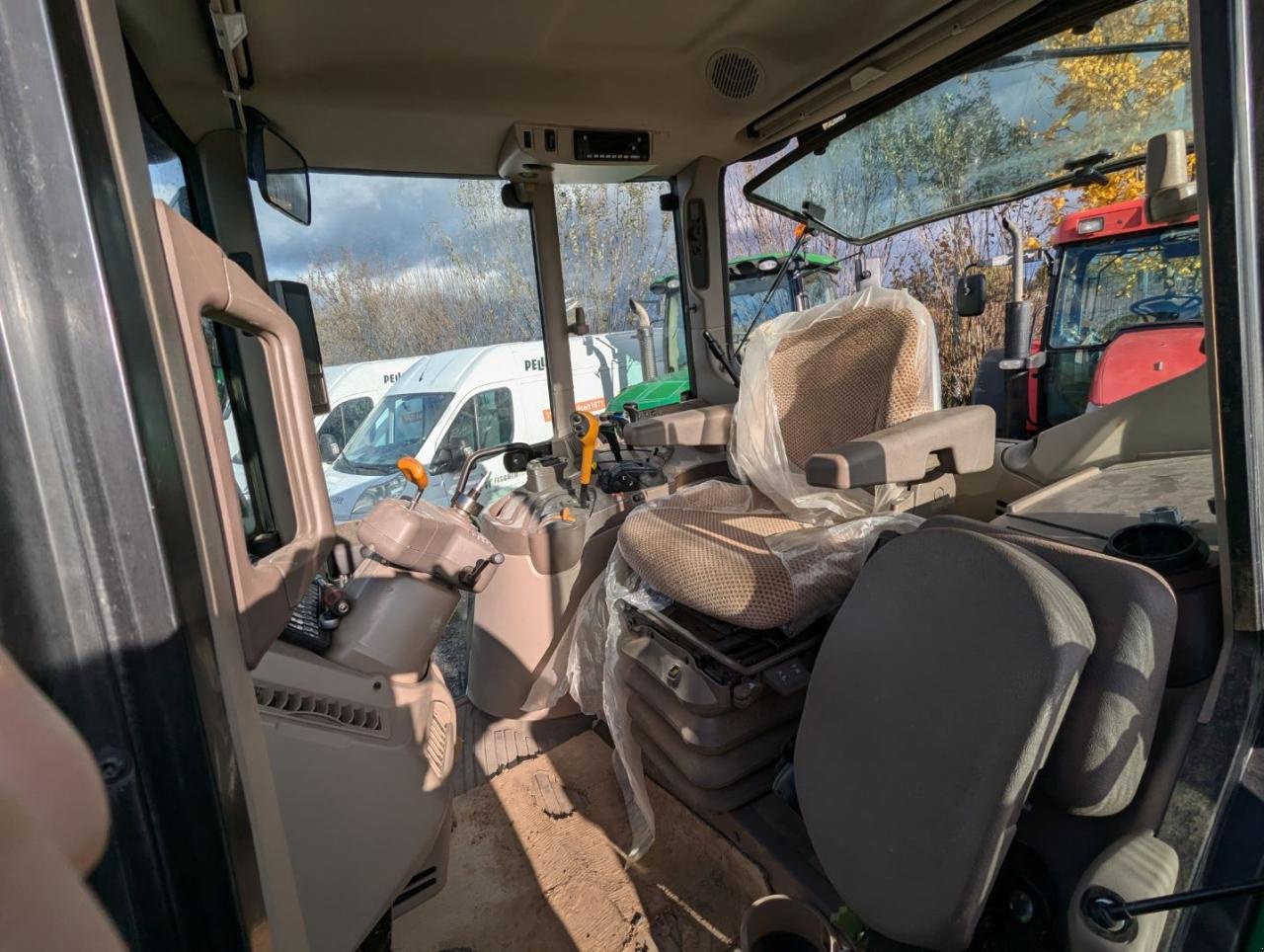 Traktor typu John Deere 6090M PQ+ Kriechgang, Vorführmaschine v Niederkirchen (Obrázek 5)