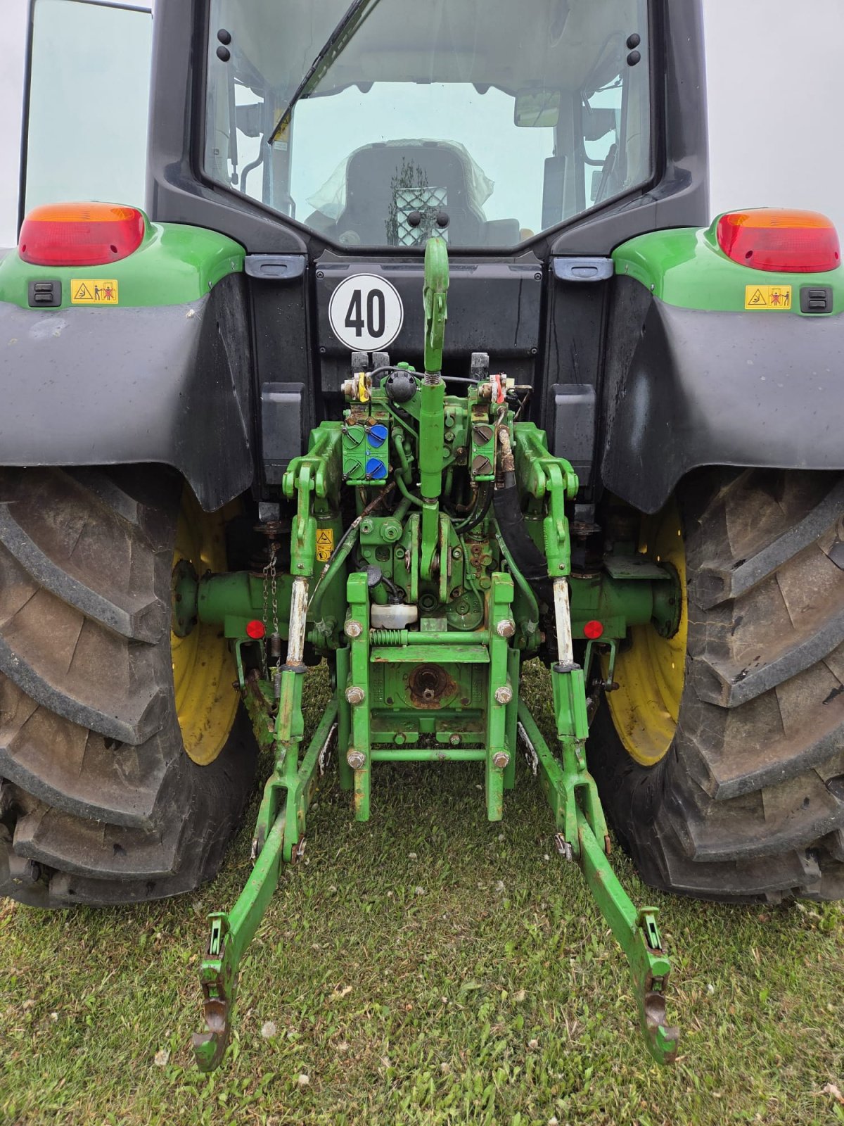 Traktor от тип John Deere 6090M, Gebrauchtmaschine в Herrenberg (Снимка 4)