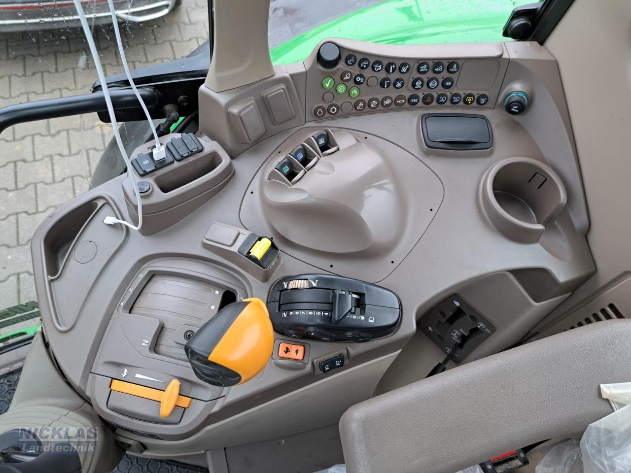 Traktor tip John Deere 6090M, Gebrauchtmaschine in Schirradorf (Poză 9)