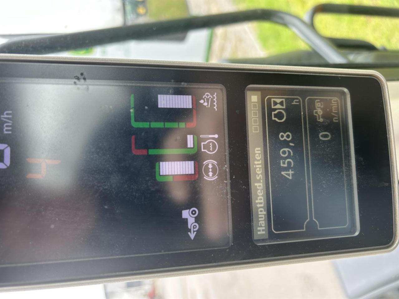 Traktor des Typs John Deere 6090M, Neumaschine in Zweibrücken (Bild 7)