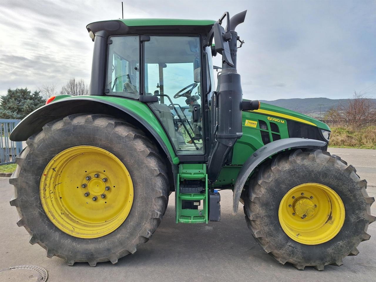 Traktor za tip John Deere 6090M, Gebrauchtmaschine u Zweibrücken (Slika 3)