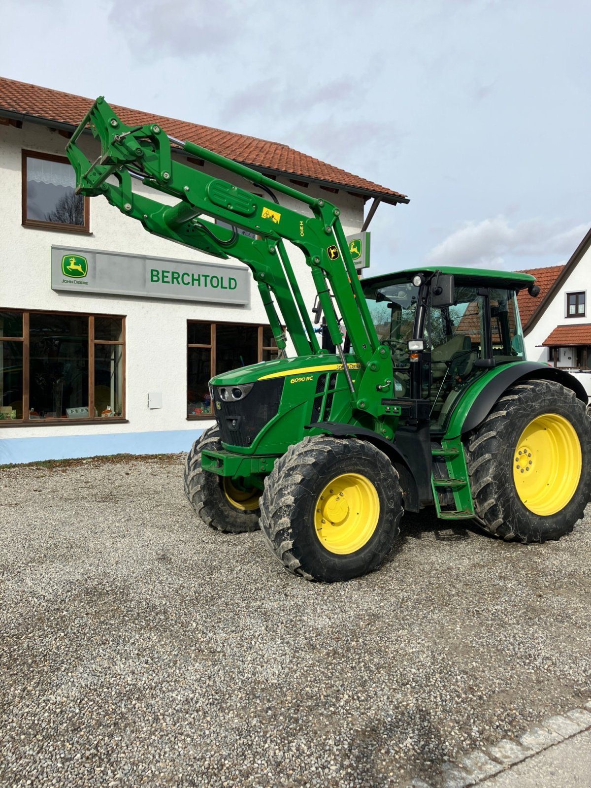 Traktor typu John Deere 6090RC, Gebrauchtmaschine v Egling (Obrázek 1)