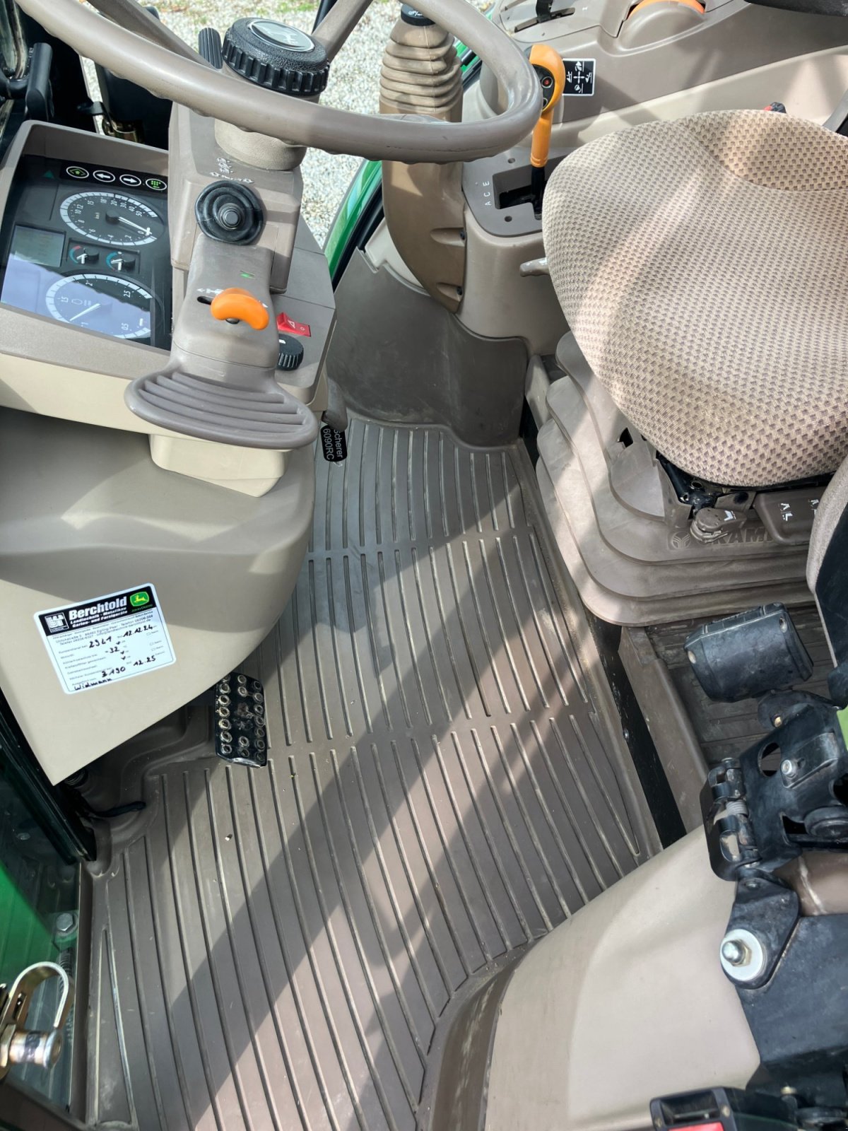 Traktor typu John Deere 6090RC, Gebrauchtmaschine v Egling (Obrázek 7)