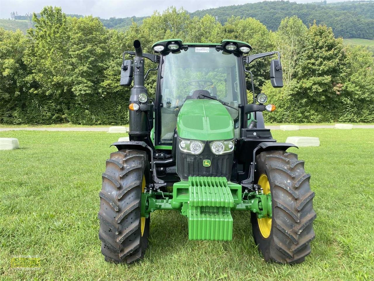 Traktor του τύπου John Deere 6100 M AutoQuadEco, Neumaschine σε Marsberg-Giershagen (Φωτογραφία 2)