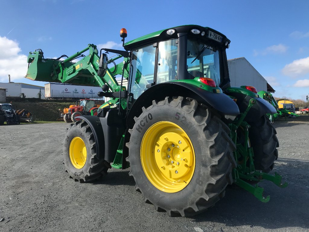 Traktor του τύπου John Deere 6100 M COMMAND QUAD, Gebrauchtmaschine σε BELLAC (Φωτογραφία 3)