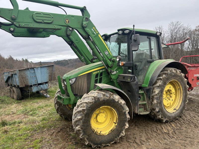 Traktor del tipo John Deere 6100 M, Gebrauchtmaschine en MEYMAC