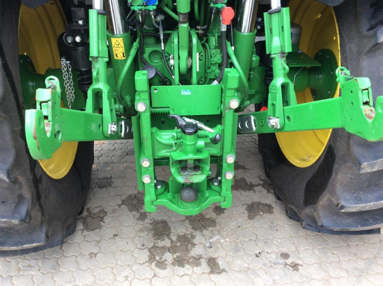 Traktor of the type John Deere 6100 M, Gebrauchtmaschine in Pfreimd (Picture 7)