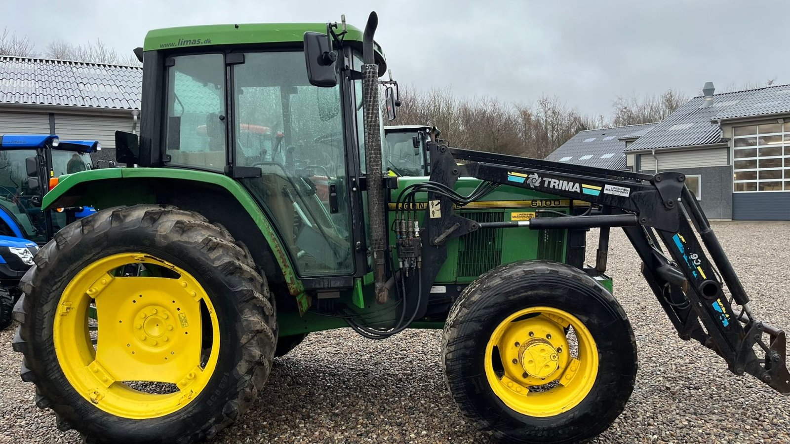 Traktor Türe ait John Deere 6100 Med frontlæsser, Gebrauchtmaschine içinde Lintrup (resim 21)