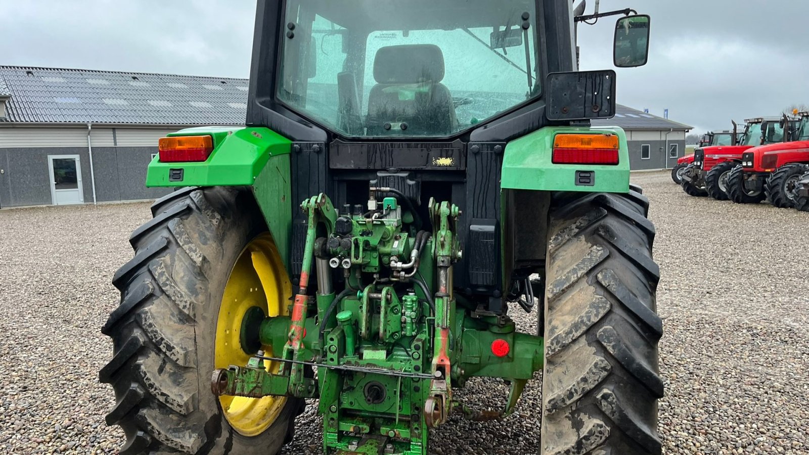 Traktor Türe ait John Deere 6100 Med frontlæsser, Gebrauchtmaschine içinde Lintrup (resim 23)