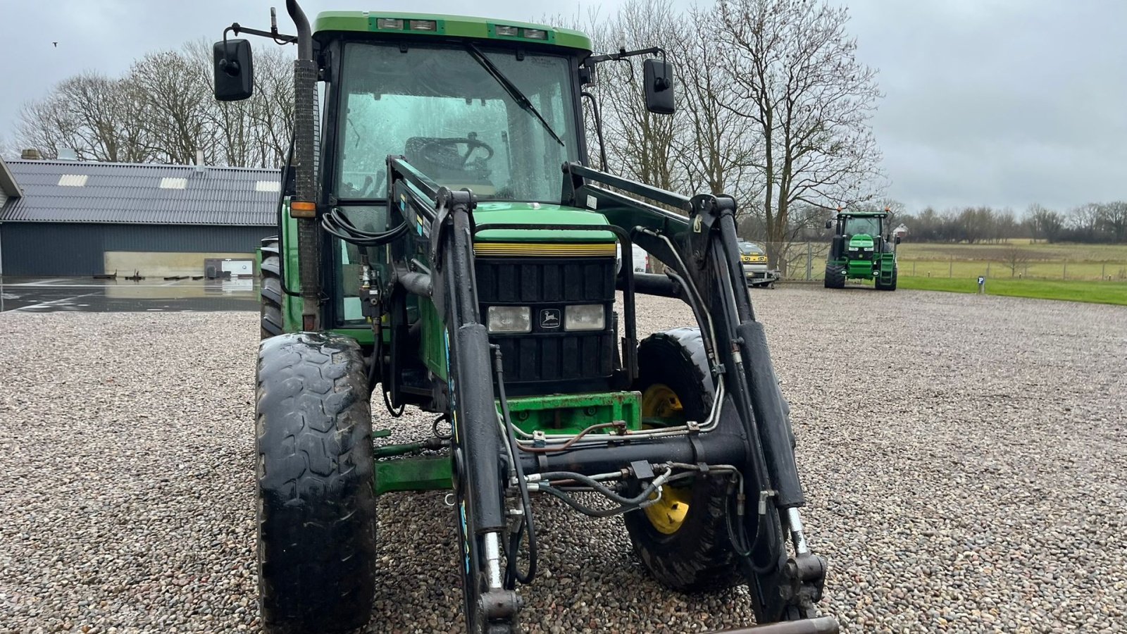 Traktor Türe ait John Deere 6100 Med frontlæsser, Gebrauchtmaschine içinde Lintrup (resim 10)