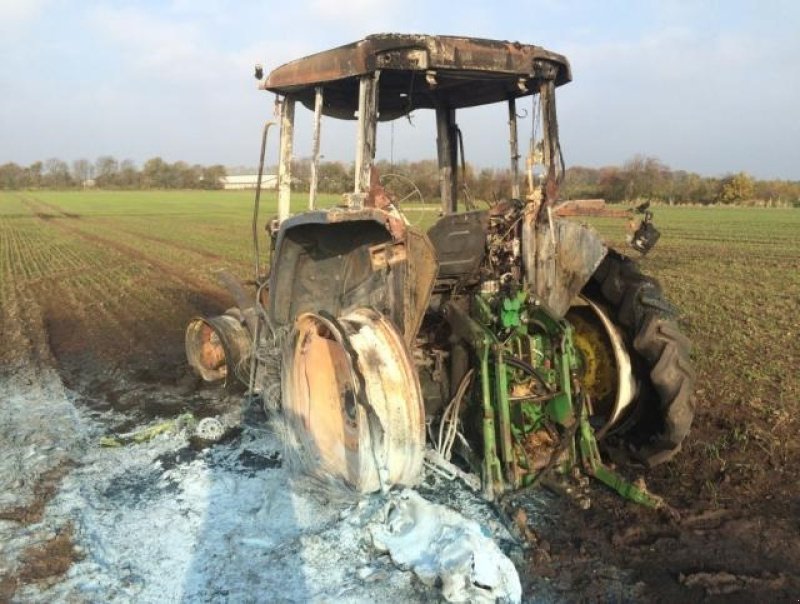 Traktor типа John Deere 6100, Gebrauchtmaschine в Viborg (Фотография 3)