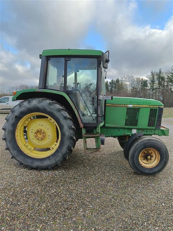 Traktor typu John Deere 6100, Gebrauchtmaschine v Ejstrupholm (Obrázek 3)