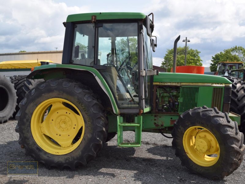 Traktor от тип John Deere 6100, Gebrauchtmaschine в Oyten