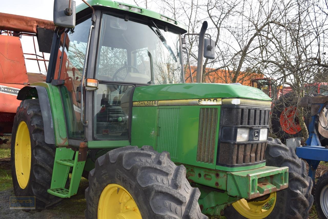 Traktor типа John Deere 6100, Gebrauchtmaschine в Oyten (Фотография 3)