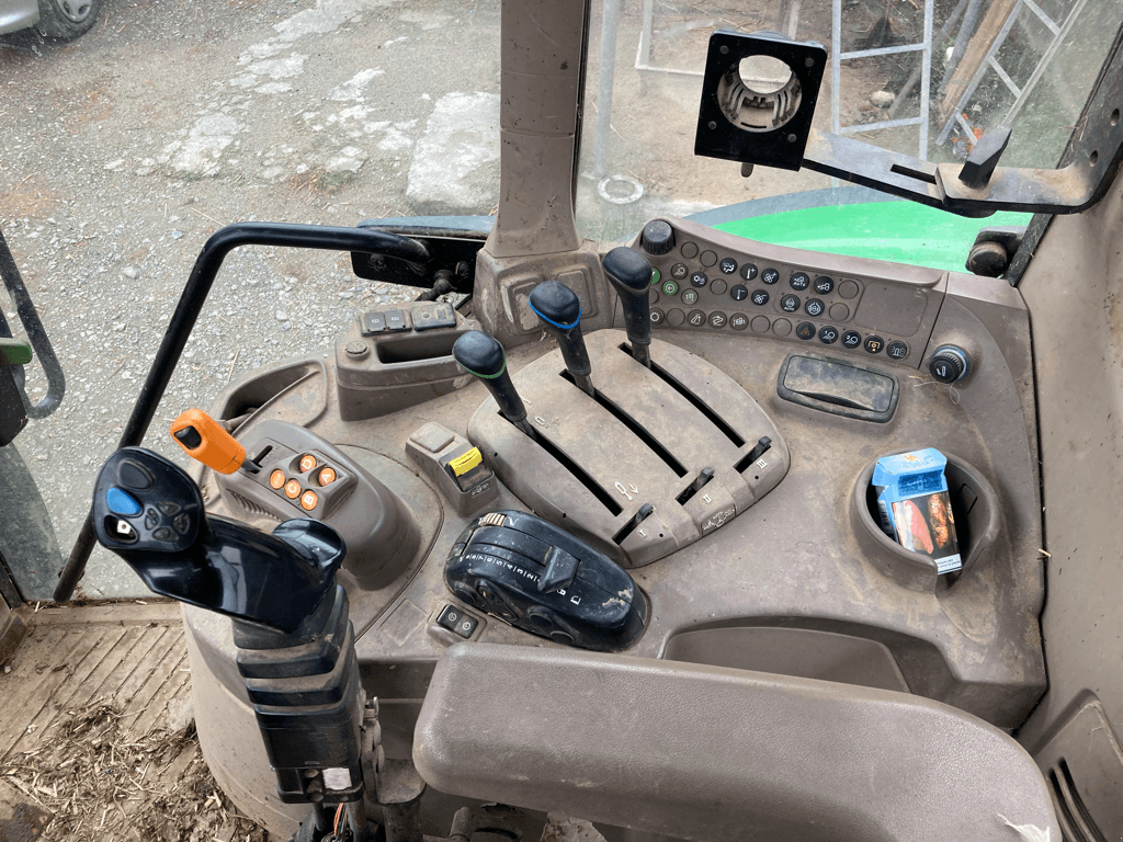 Traktor Türe ait John Deere 6100, Gebrauchtmaschine içinde ISIGNY-LE-BUAT (resim 5)