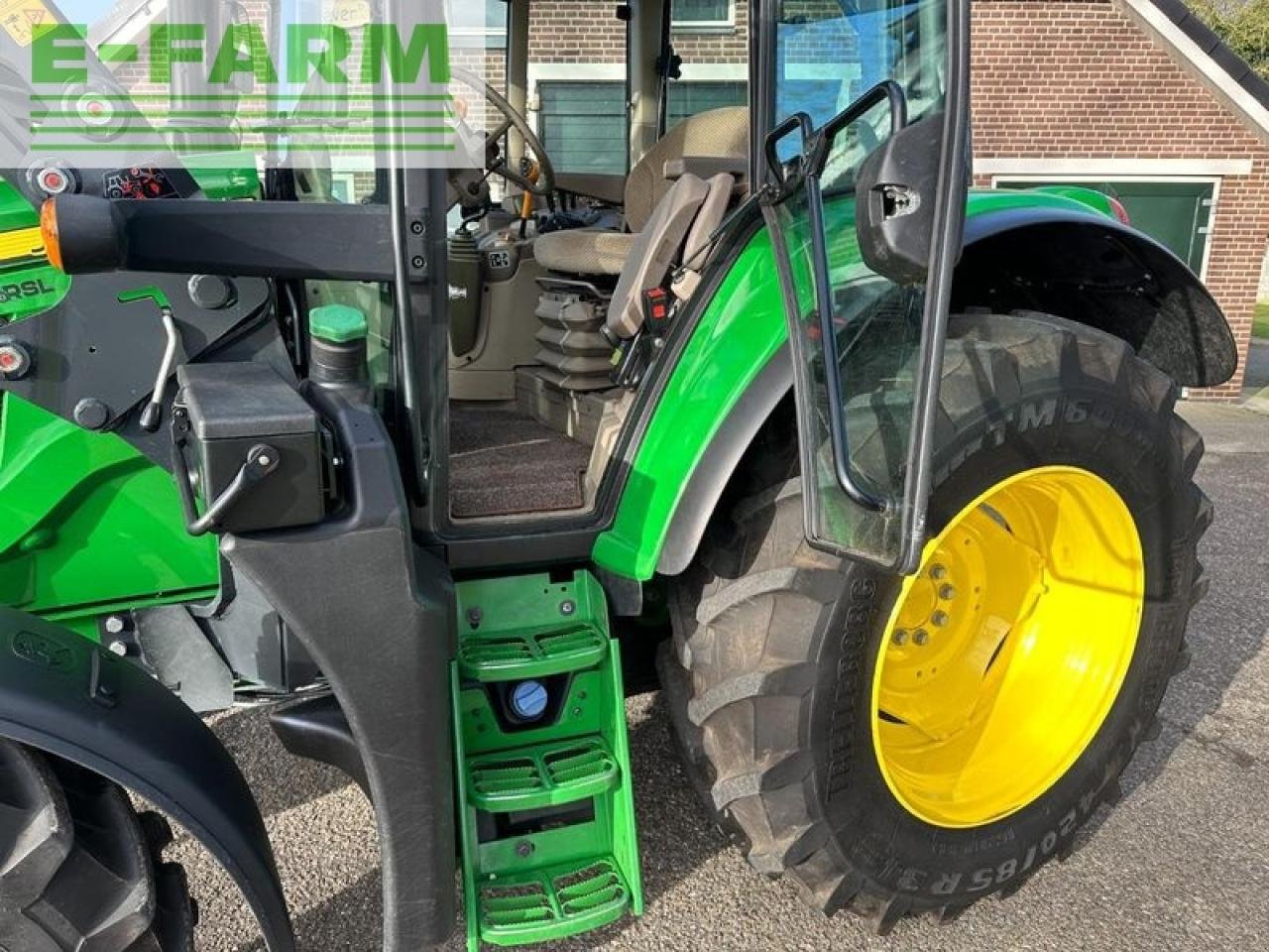 Traktor des Typs John Deere 6100, Gebrauchtmaschine in PS LEMELE (Bild 19)